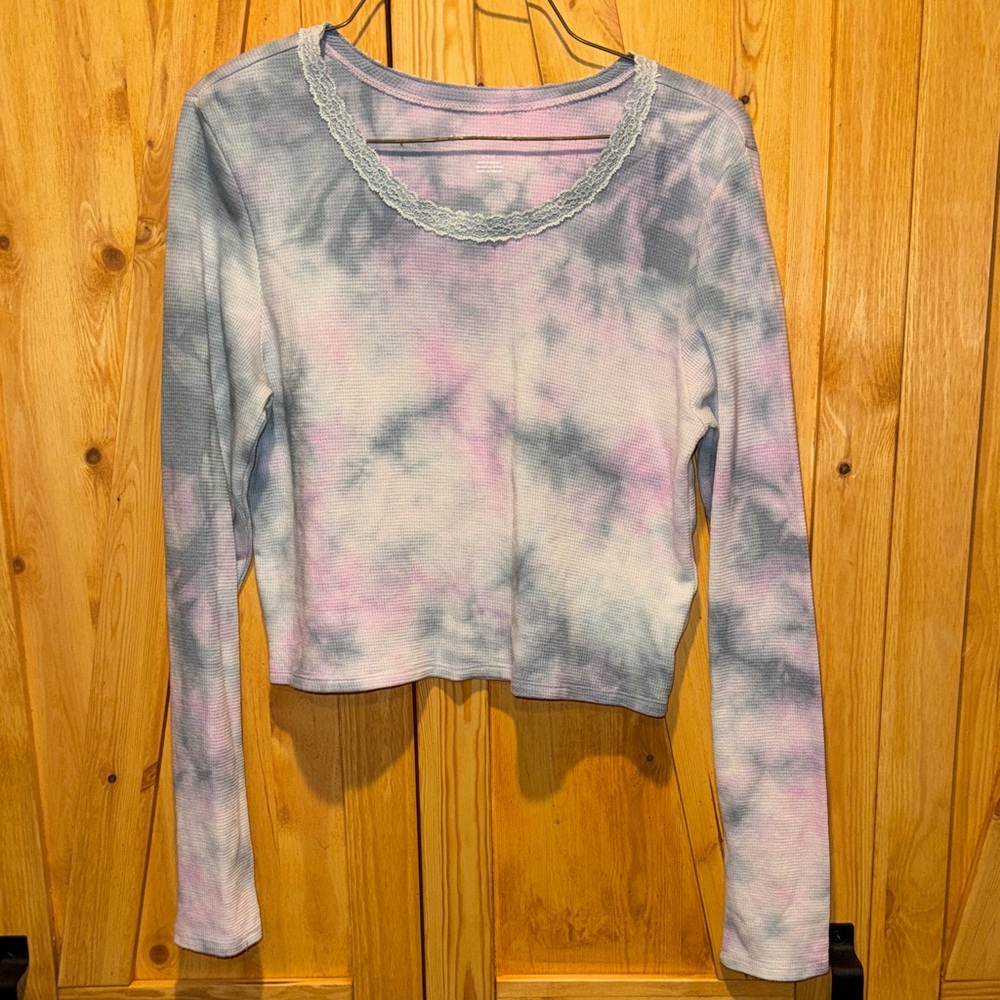 American Eagle Outfitters Pink and Gray Tie-Dye Long Sleeve Top